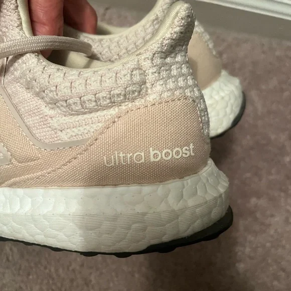 Women’s Ultra Boost 5.0 Halo Ivory size 7 - Picture 10 of 12
